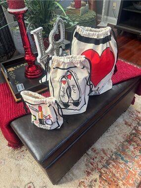 Brighton Cream Drawstring Cosmetic Bag Trio with Red Heart and Black Trim